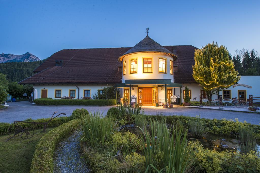 Gutshof Wolfgangsee Resort & Event Hotel Strobl Exterior foto