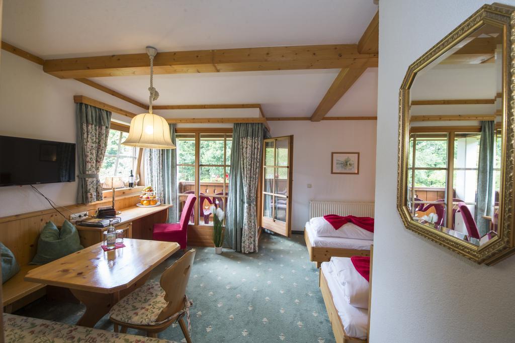 Gutshof Wolfgangsee Resort & Event Hotel Strobl Exterior foto