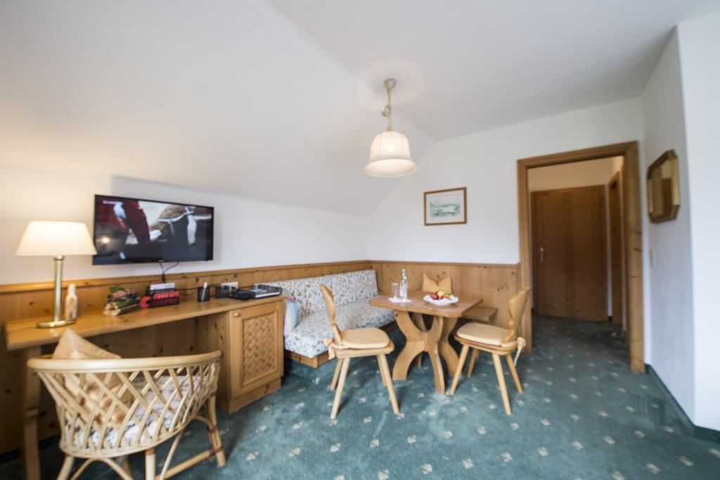 Gutshof Wolfgangsee Resort & Event Hotel Strobl Exterior foto